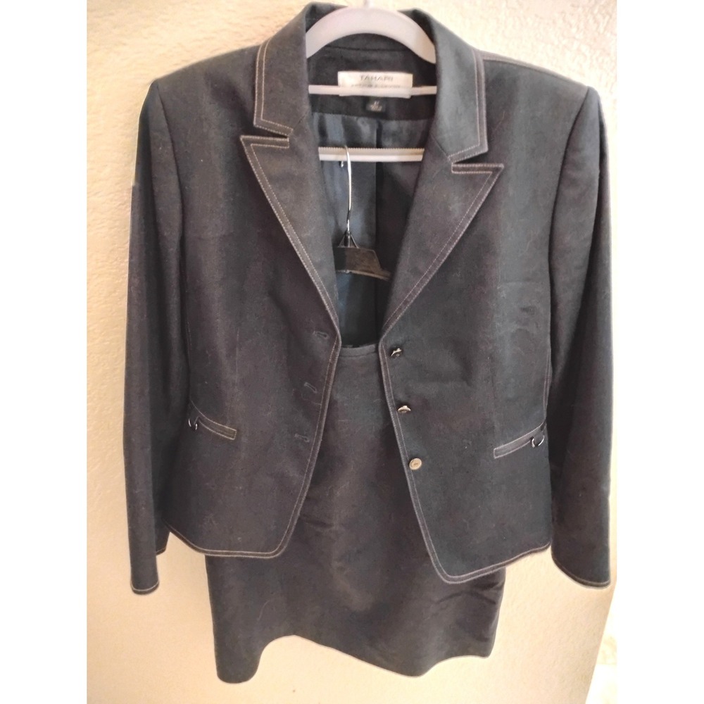 Tahari Denim Contrast Stitch Blazer Skirt Set 8P y2k dark academia vampy preppy
